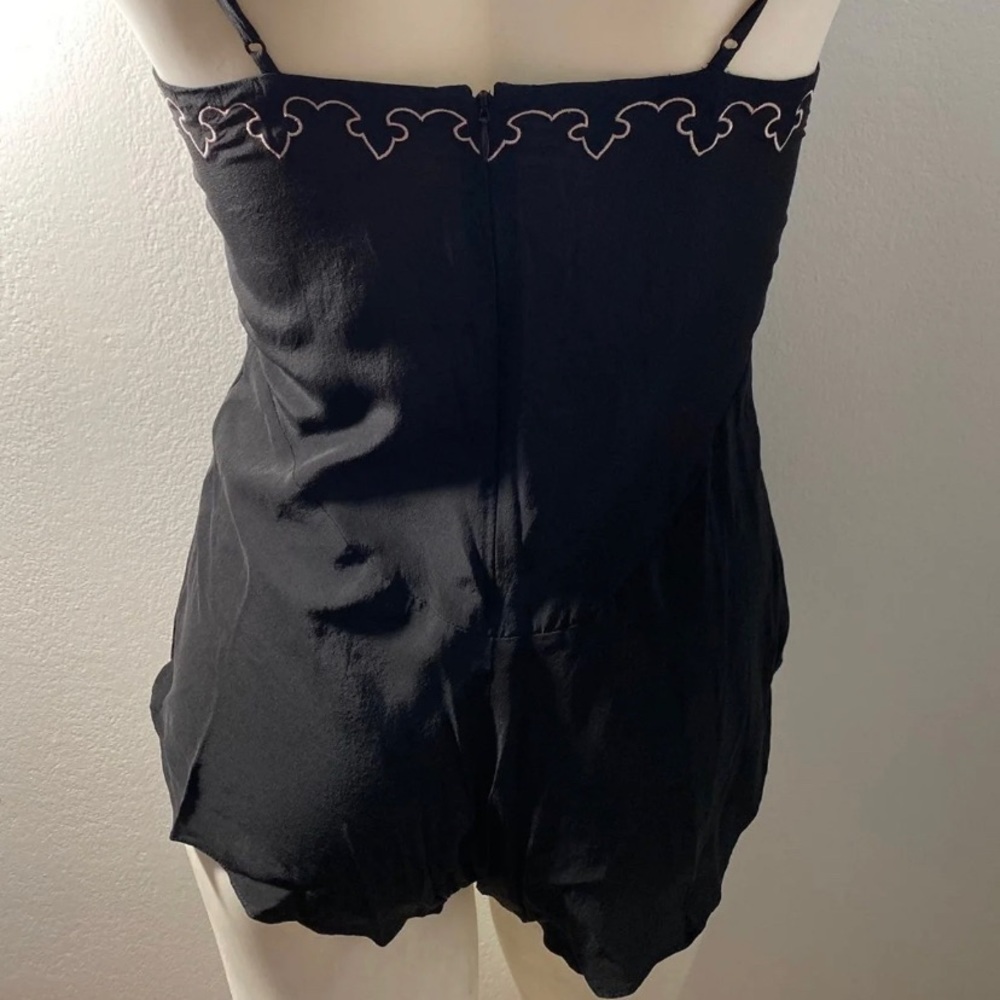 Agent Provocateur View 3